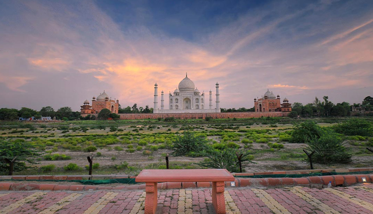 Day 1: Delhi - Agra Taj Mahal Day 1: Delhi - Agra Taj Mahal